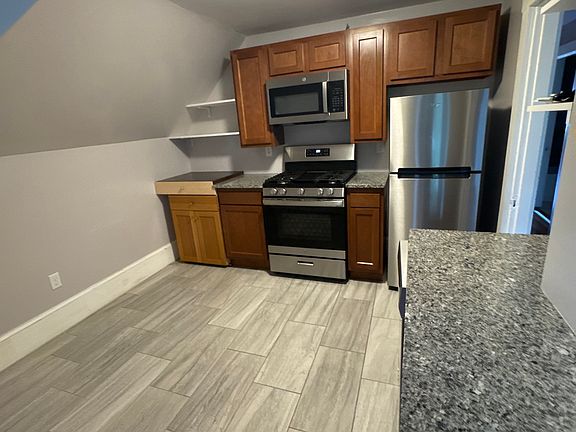 4th image of 45 Intervale St Suite 3