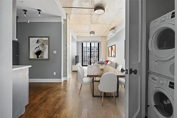 Rented by CW Realty Property Management LLC | media 72