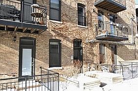1st image of 1920 W Dickens Ave APT 2R