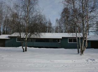 2232B Keeney Rd, North Pole, AK 99705