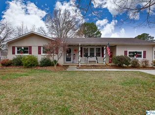 1118 Crestline Pl SW, Hartselle, AL 35640