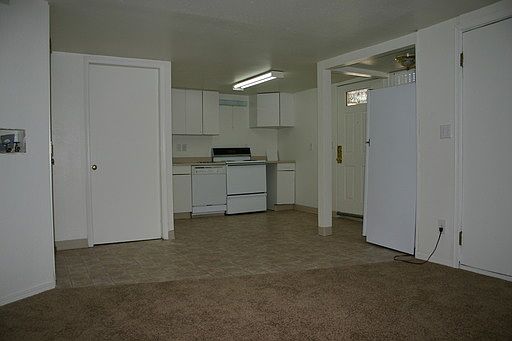 2nd image of 2209 1/2 W Idaho St