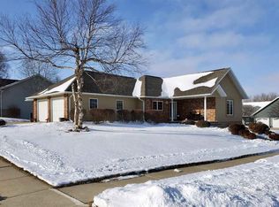 1297 2nd Ave SE, Le Mars, IA 51031