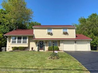 7 Ottawa Rd N, Morganville, NJ 07751