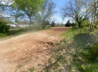 1137 E Thoman St, Springfield, MO 65803