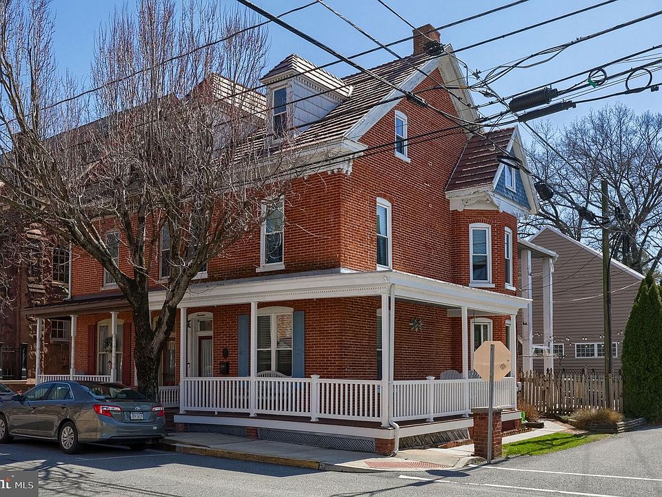 1st image of 14 W Orange St