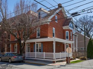 14 W Orange St, Lititz, PA