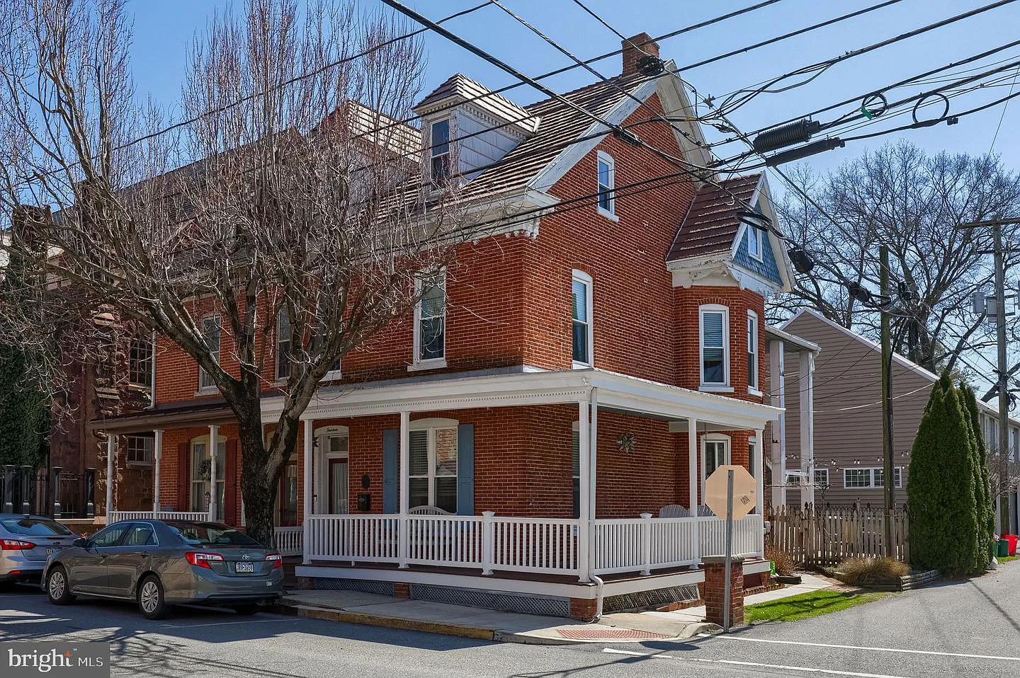 14 W Orange St photo 1