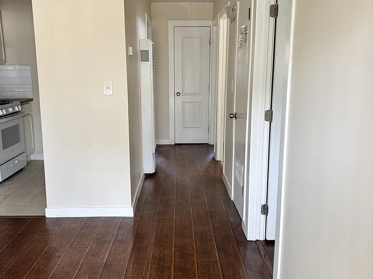 9427 S Broadway — Photo 9