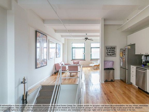 4th image of 14 E 4th St Rm 828