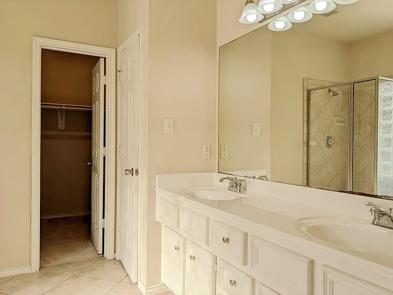 13610 Orchard Wind Ln — Photo 8