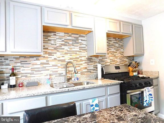 3rd image of 2779 Yarnall Rd