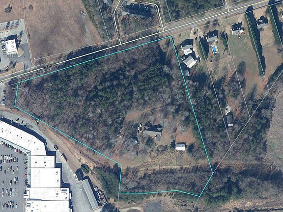 2nd image of 280 Sparks Ln