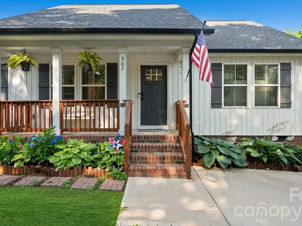 307 Austin St, Albemarle, NC 28001