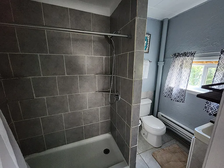 1 bed, 1.0 bath, 500 sqft, $1,600 — Photo 8