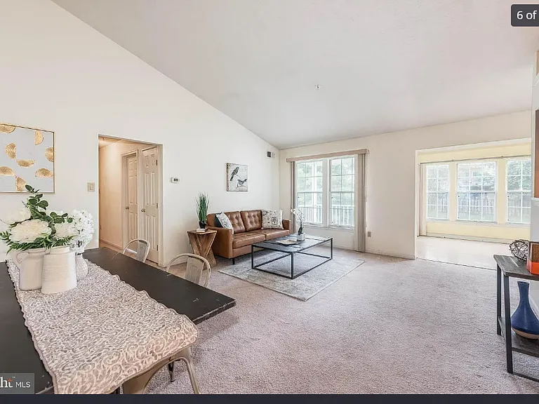 3133 Katewood Ct — Photo 11