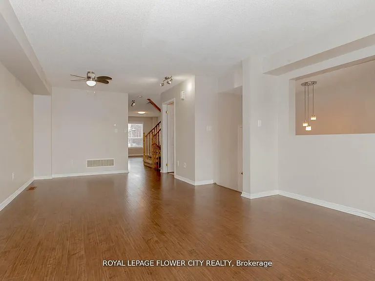 1510 Ceresino Cres — Photo 4
