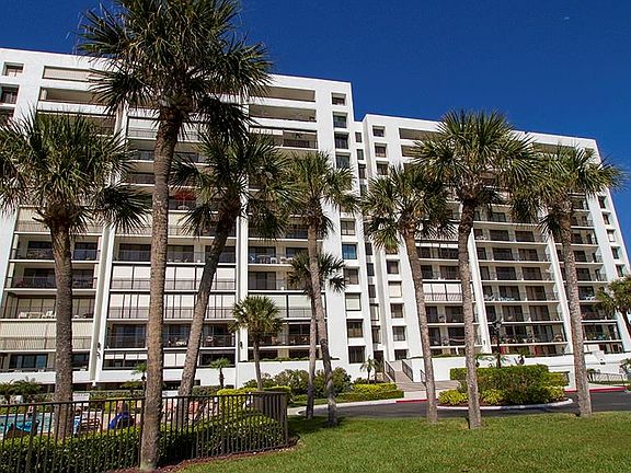 3rd image of 1460 Gulf Blvd APT 503