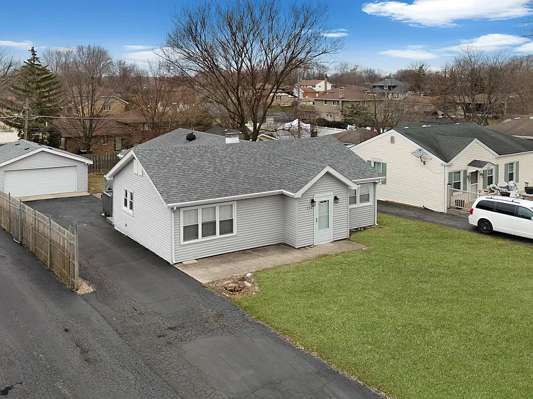 232 Highland Rd — Photo 13