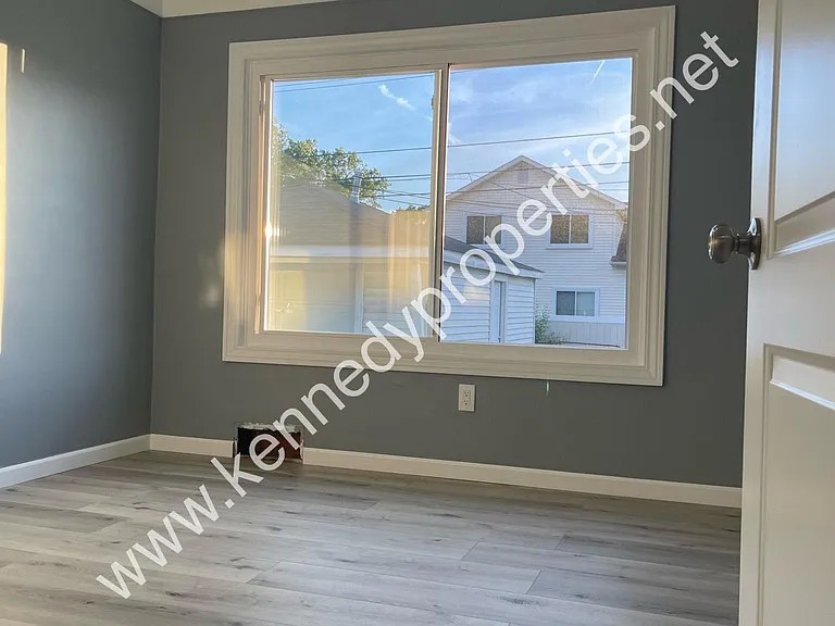 29781 Rosemont St — Photo 11
