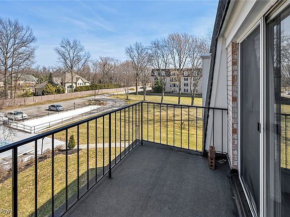 3rd image of 1851 King James Pkwy APT 308
