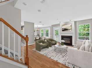 9 Marina Dr, Bayonne, NJ 07002