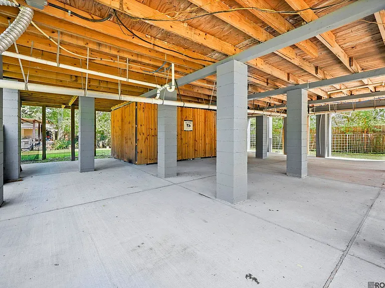32027 Pats Ln — Photo 13