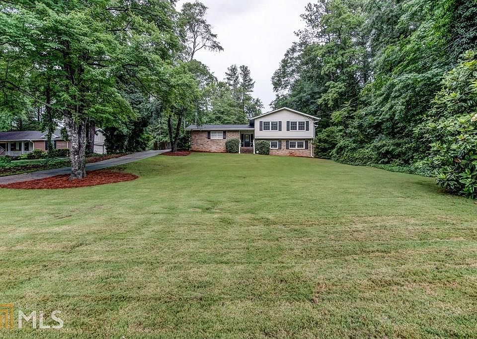 1st image of 3171 Beechwood Dr SE