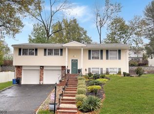 22 Cheshire Ter, West Orange Twp., NJ 07052