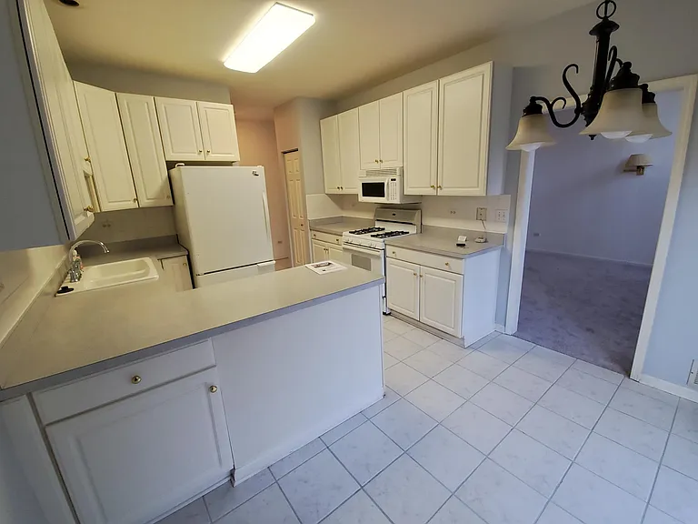 254 Charlotte Ct — Photo 16