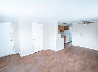 Knollwood and Tanglewood Apartments, Englewood, CO 80113