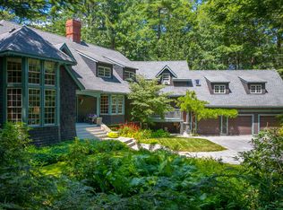 9 Scitterygussett Dr, Falmouth, ME 04105