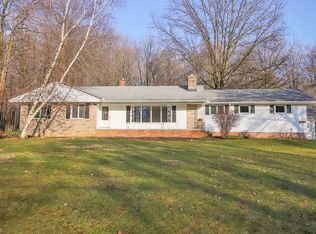 4369 Orangedale Rd, Orange, OH 44022
