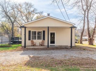 2910 Commercial St, Saint Joseph, MO 64503