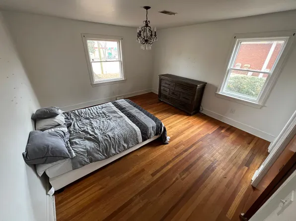 102 Gloucester St, Danville, VA 24540