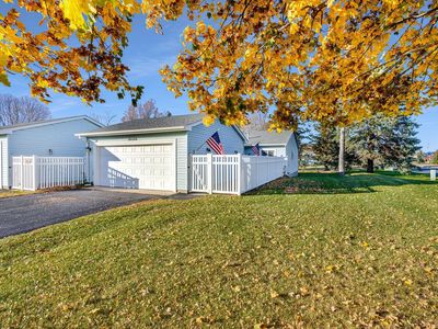38550 Grand Ave, North Branch, MN, 55056
