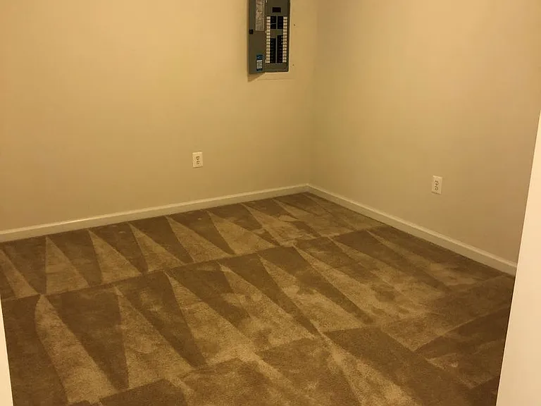 9539 Evergreen Cir — Photo 12
