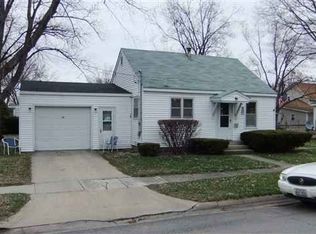 207 E Walnut St, Forrest, IL 61741