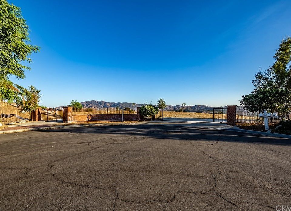 1st image of 22590 Green Mount Pl