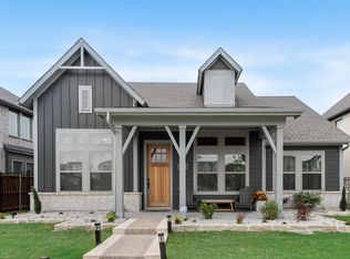 1028 Almond Blossom Cir, Crowley, TX 76036