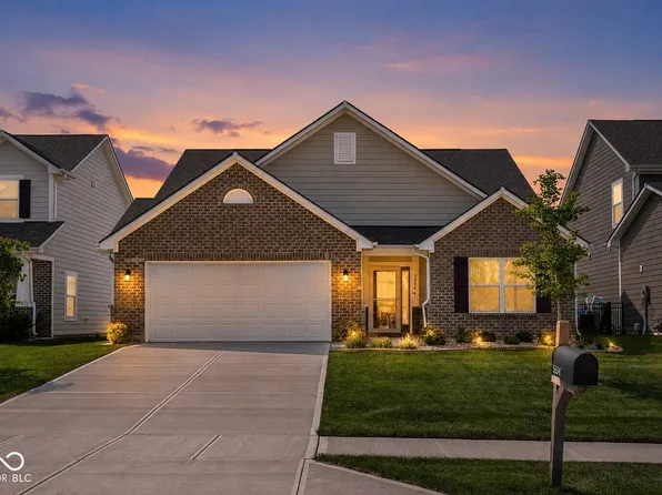5854 Cherrywood Ln, McCordsville, IN 46055
