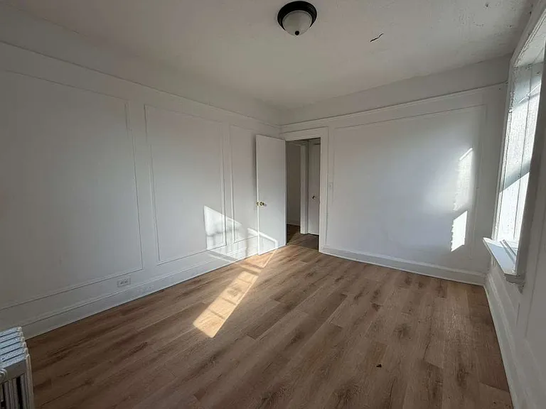 1738 University Ave #6G — Photo 7