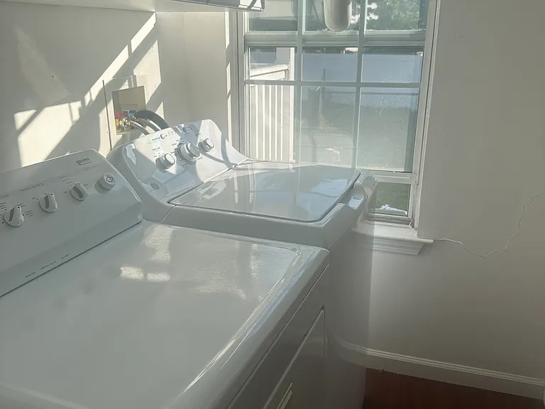 409 Pewter Ct — Photo 12