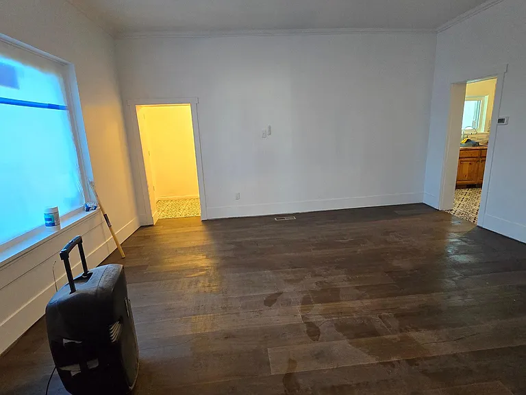 452 S Main St — Photo 9