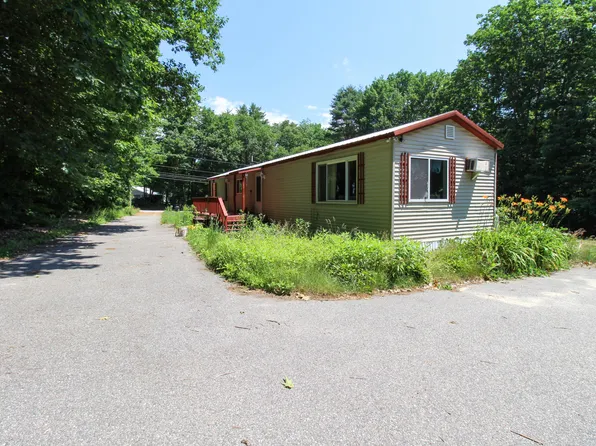 621 River Road, Buxton, ME 04093