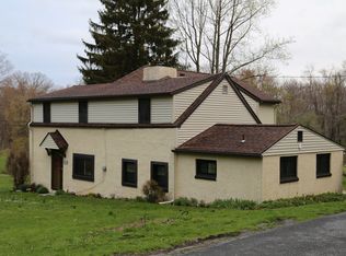 84 Miller Ln, Honey Brook, PA 19344