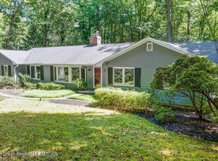 46 Crane Ct, Middletown, NJ 07748