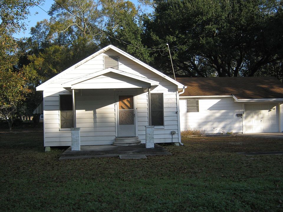 1st image of 1704 South St