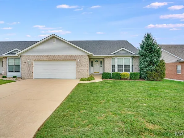 704 Ridge Rd, Waterloo, IL 62298