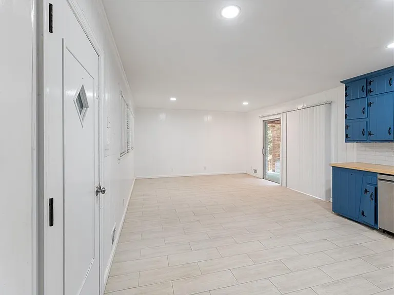 1685 Dunwoody Pl NE #TOP — Photo 5